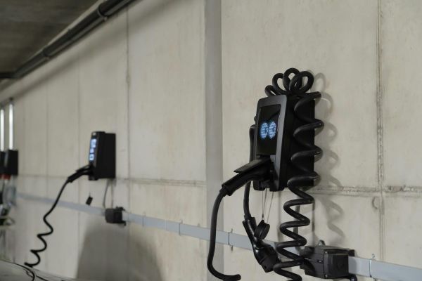 Comment choisir un détecteur de métaux pour mur efficace ?