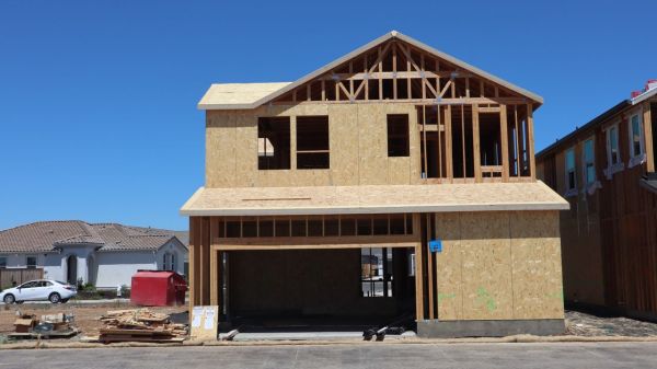 Maison en bois avec isolation : confort et efficacité réunis